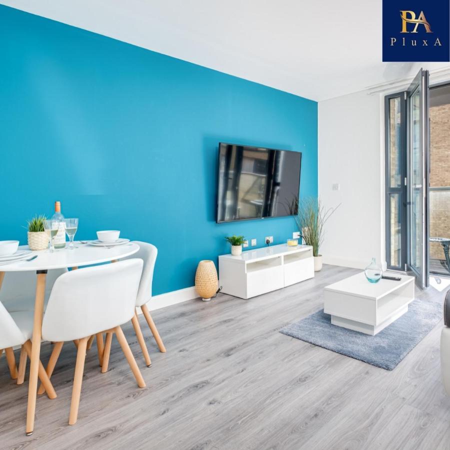Pluxa Vivid Veranda Beautiful City Centre Apartment With Free Parking Birmingham Kültér fotó