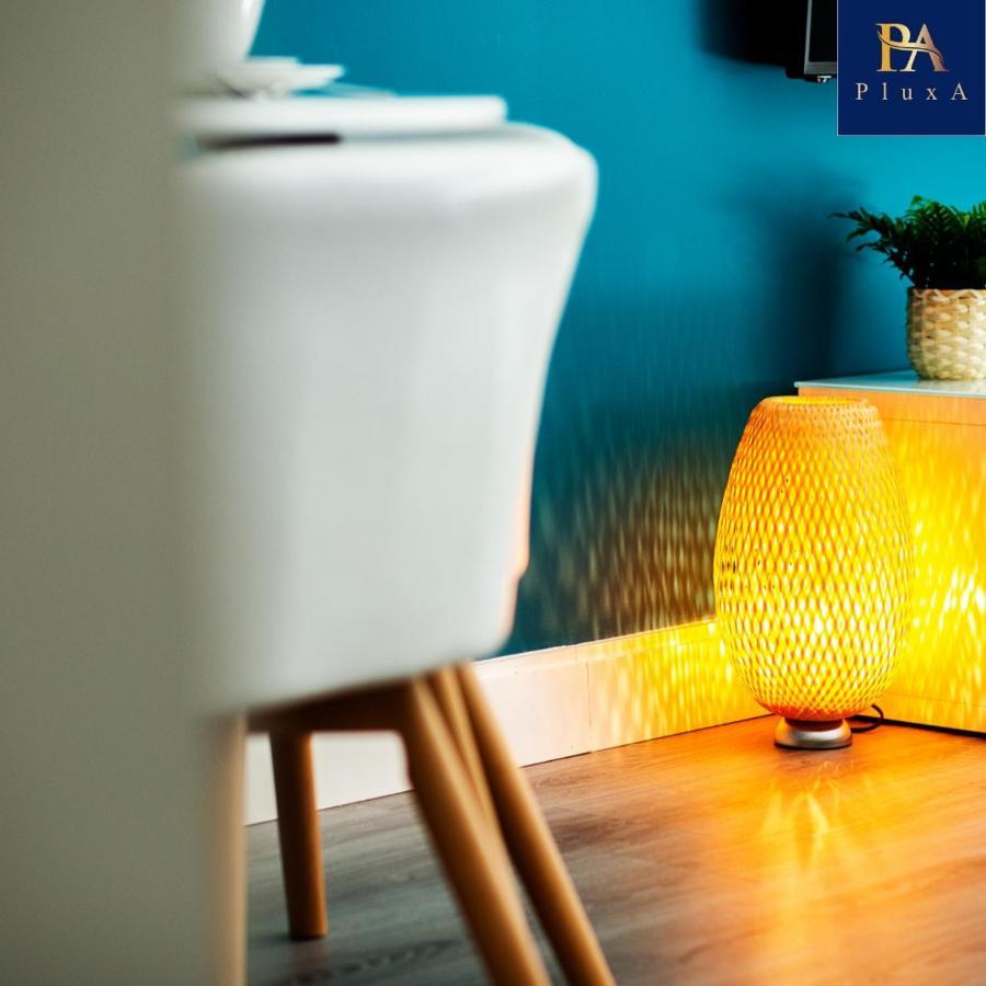 Pluxa Vivid Veranda Beautiful City Centre Apartment With Free Parking Birmingham Kültér fotó