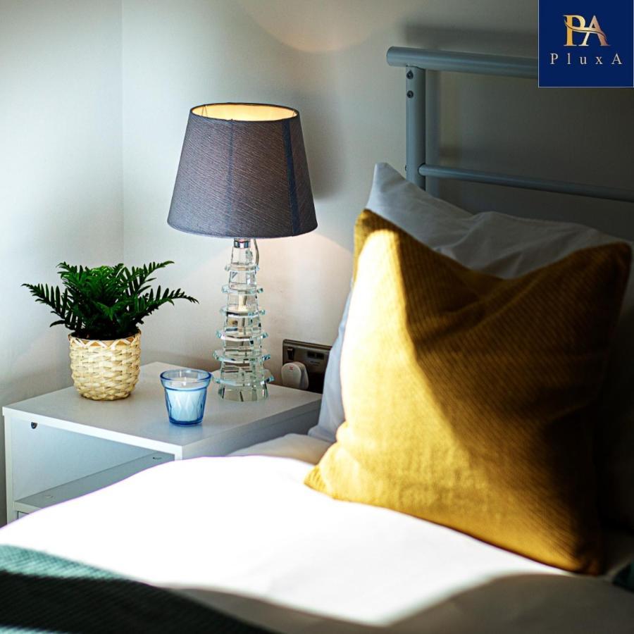 Pluxa Vivid Veranda Beautiful City Centre Apartment With Free Parking Birmingham Kültér fotó