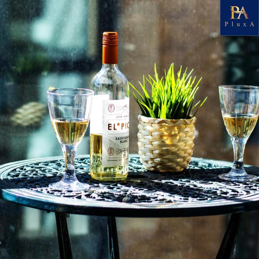 Pluxa Vivid Veranda Beautiful City Centre Apartment With Free Parking Birmingham Kültér fotó