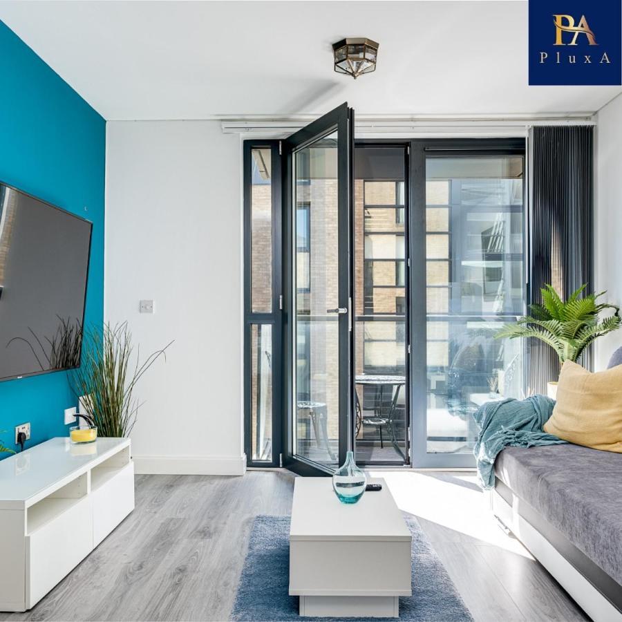 Pluxa Vivid Veranda Beautiful City Centre Apartment With Free Parking Birmingham Kültér fotó